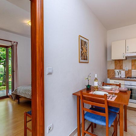 Apartments Lavanda Rovinj Kamer foto